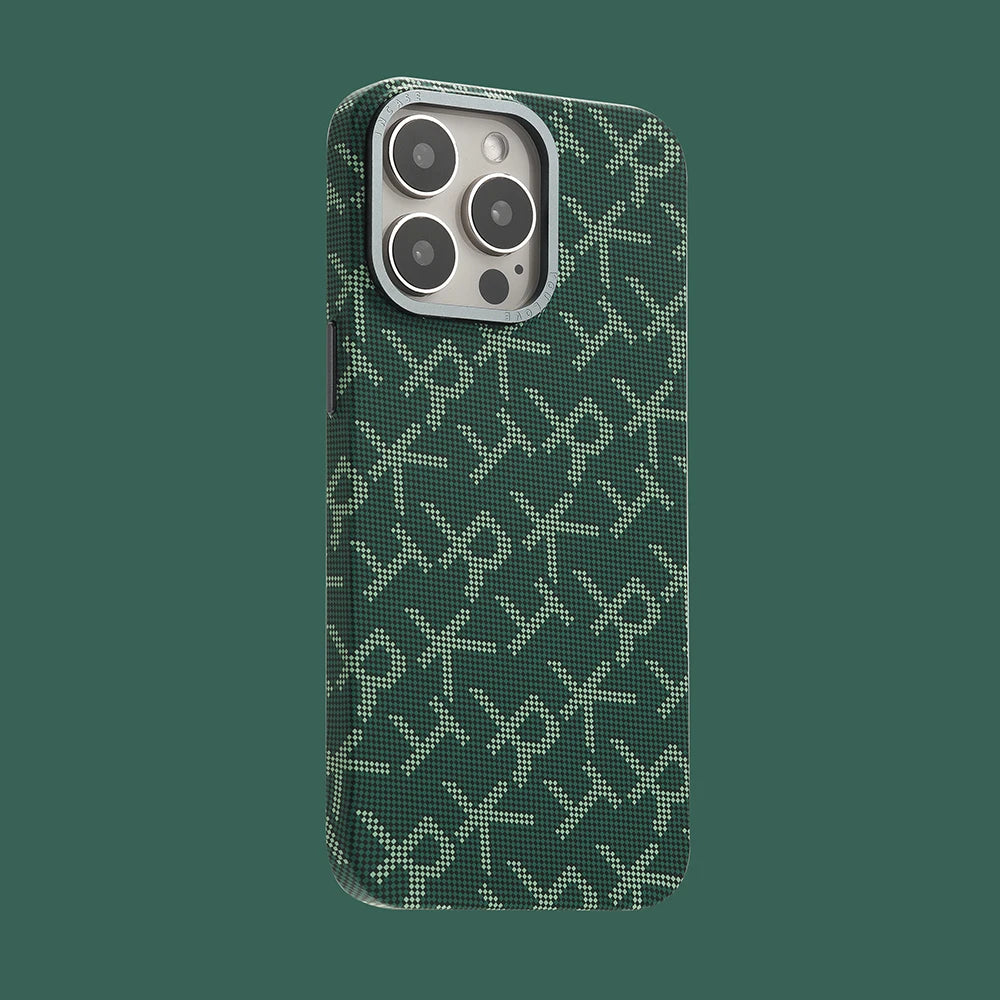 Kevlar Carbon Fiber Case iPhone 16–14 Pro Max – Ultra Slim | PhonelyHub