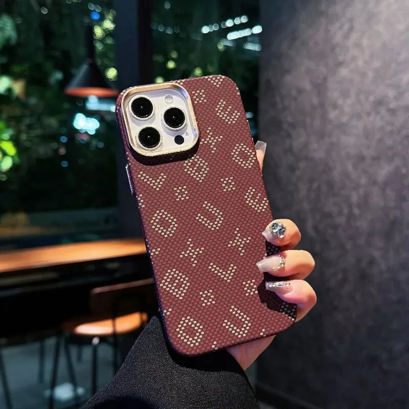 Carbon fiber textured letters with luminescent effect, suitable for shockproof magnetic phone cases of iPhone 14, 15 and 16