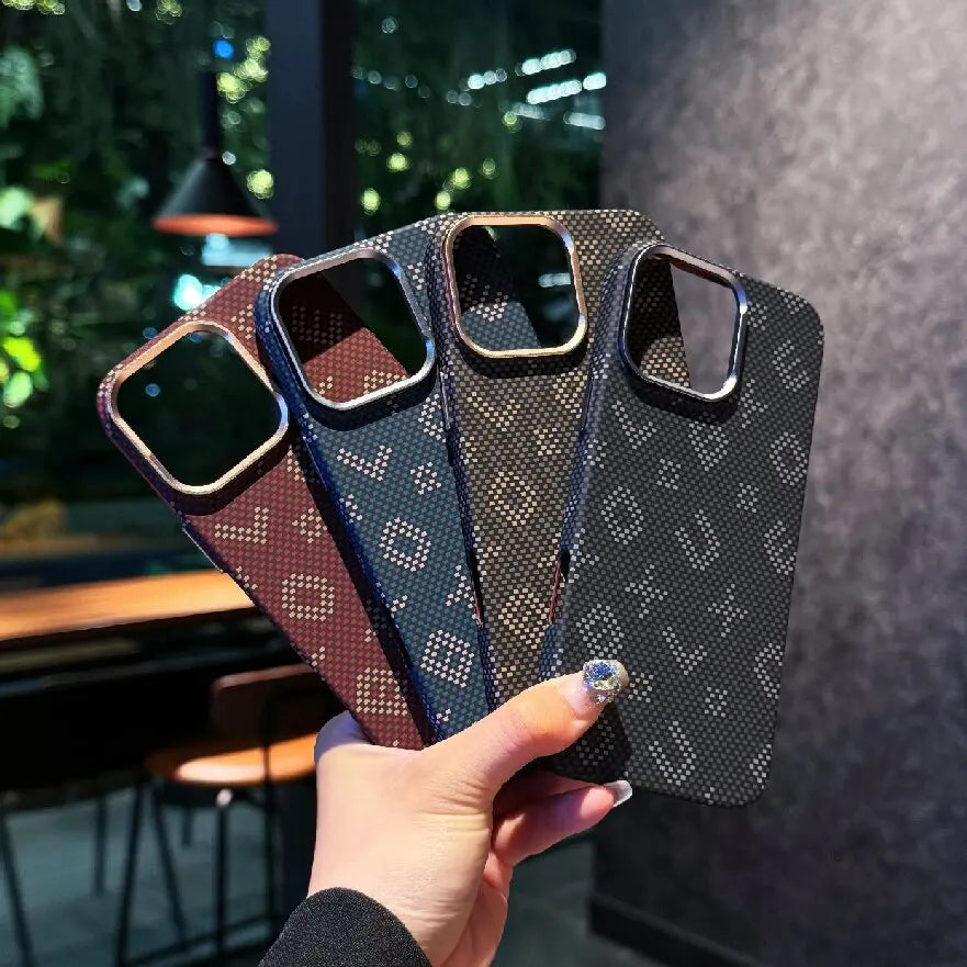 Carbon fiber textured letters with luminescent effect, suitable for shockproof magnetic phone cases of iPhone 14, 15 and 16