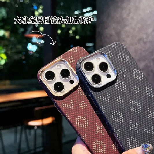 Carbon fiber textured letters with luminescent effect, suitable for shockproof magnetic phone cases of iPhone 14, 15 and 16